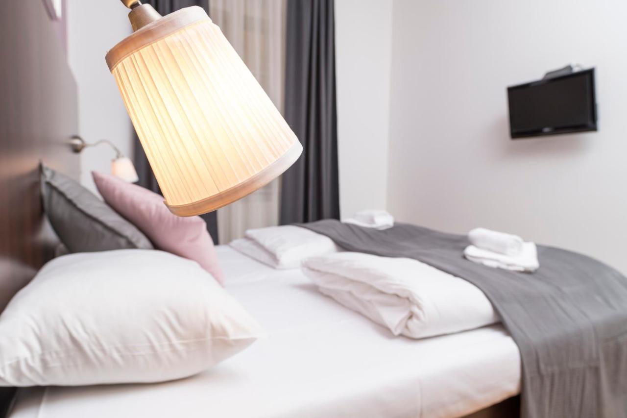 Kumpfgasse Premium By Ichbucheat Apartment